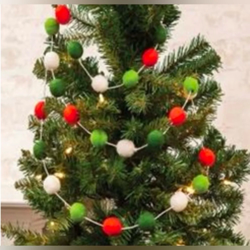 *Felted Wool Holiday Garland